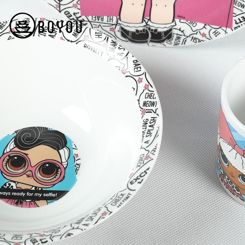 Dinner set with decal